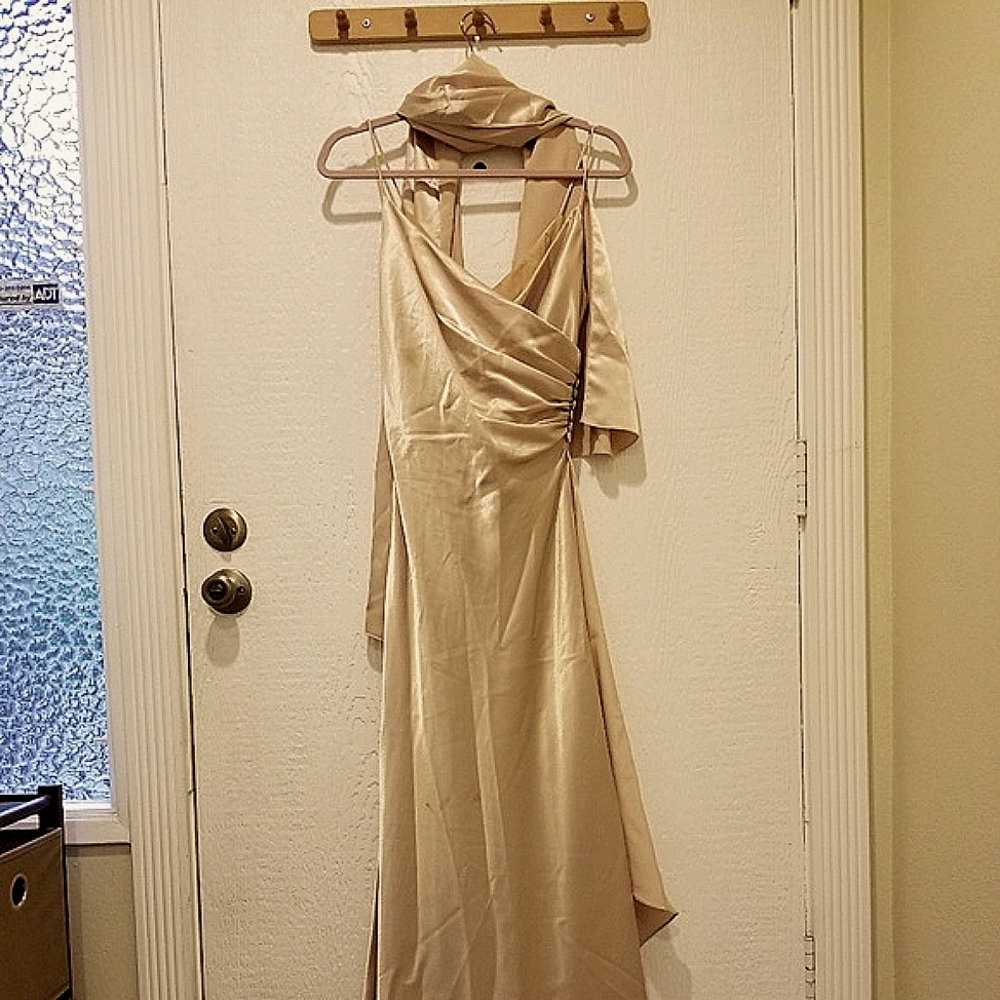 Bridesmaid/prom dress
